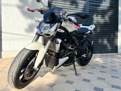 Photo of the vehicle Ducati Streetfighter