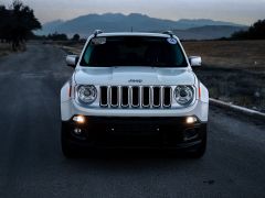 Сүрөт унаа Jeep Renegade