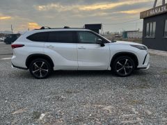 Сүрөт унаа Toyota Highlander