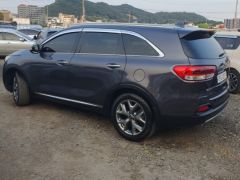 Сүрөт унаа Kia Sorento