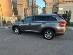 Фото авто Toyota Highlander