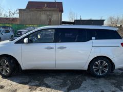 Фото авто Kia Carnival