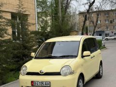 Фото авто Toyota Sienta