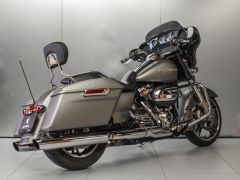 Фото авто Harley-Davidson Street Glide