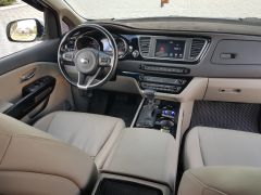 Сүрөт унаа Kia Carnival