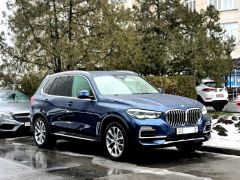 Photo of the vehicle BMW X5