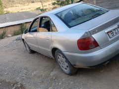 Сүрөт унаа Audi A4