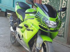 Сүрөт унаа Kawasaki Z 900