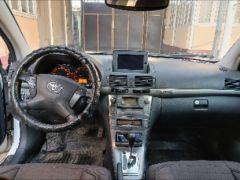 Сүрөт унаа Toyota Avensis