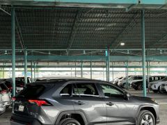 Сүрөт унаа Toyota RAV4