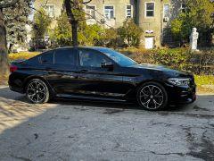 Photo of the vehicle BMW 5 Series