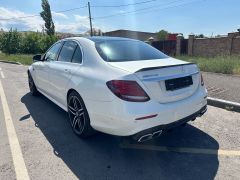 Фото авто Mercedes-Benz E-Класс AMG