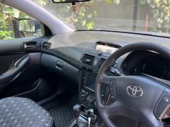 Фото авто Toyota Avensis