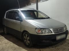 Фото авто Toyota Ipsum