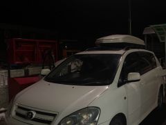 Photo of the vehicle Toyota Ipsum