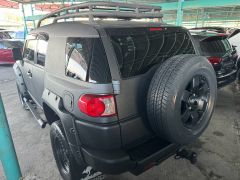 Сүрөт унаа Toyota FJ Cruiser