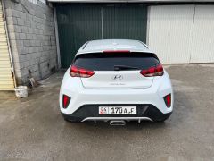 Фото авто Hyundai Veloster