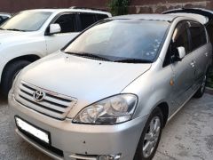 Фото авто Toyota Ipsum