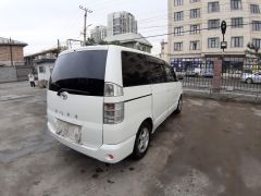 Фото авто Toyota Voxy