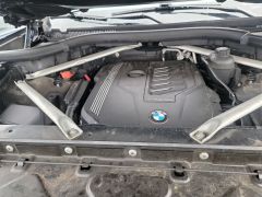 Photo of the vehicle BMW X7