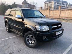 Photo of the vehicle Toyota Sequoia