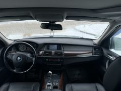 Photo of the vehicle BMW X5