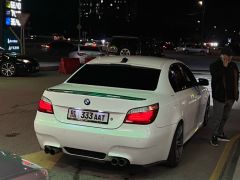 Photo of the vehicle BMW 5 Series