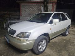 Сүрөт унаа Toyota Harrier