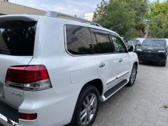 Photo of the vehicle Lexus LX