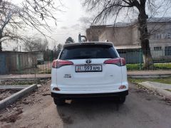 Сүрөт унаа Toyota RAV4