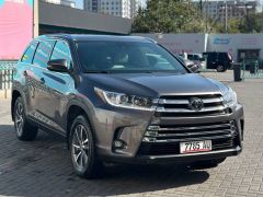 Сүрөт унаа Toyota Highlander