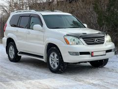 Photo of the vehicle Lexus GX