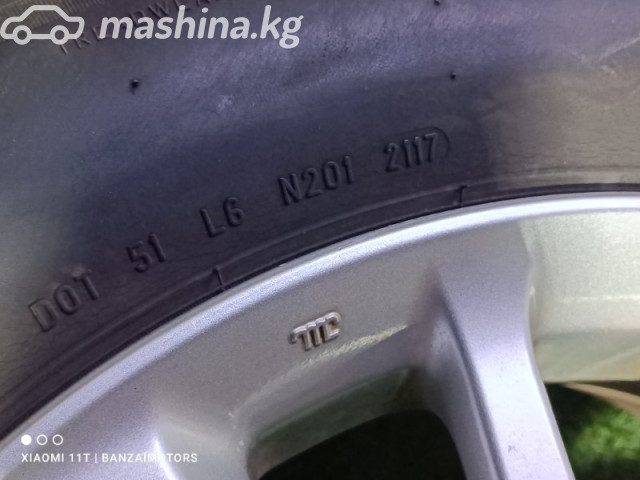 Wheel rims - Диск R17 5x114.3 с шиной