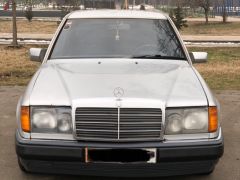 Сүрөт унаа Mercedes-Benz W124