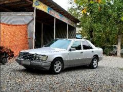 Фото авто Mercedes-Benz W124