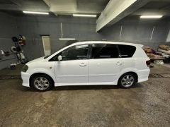 Photo of the vehicle Toyota Ipsum