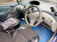 Сүрөт унаа Toyota Vitz