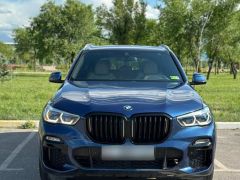 Photo of the vehicle BMW X5