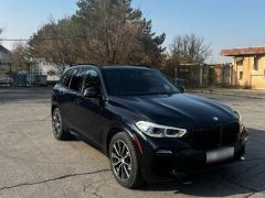 Photo of the vehicle BMW X5