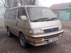 Фото авто Toyota HiAce