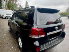 Фото авто Toyota Land Cruiser