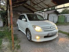 Photo of the vehicle Toyota Ist