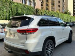 Сүрөт унаа Toyota Highlander