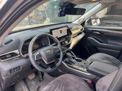 Сүрөт унаа Toyota Highlander