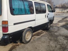 Фото авто Toyota HiAce