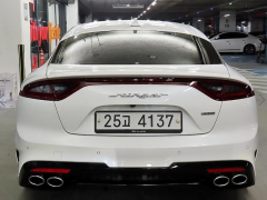 Photo of the vehicle Kia Stinger