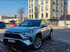 Сүрөт унаа Toyota RAV4