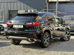 Photo of the vehicle Lexus RX