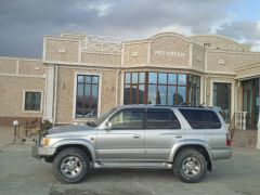 Photo of the vehicle Toyota Hilux Surf