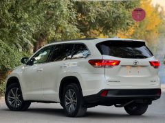 Сүрөт унаа Toyota Highlander